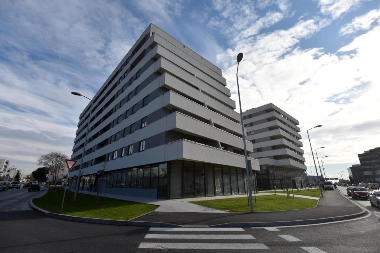 Apartment Astra Zadar Exteriör bild
